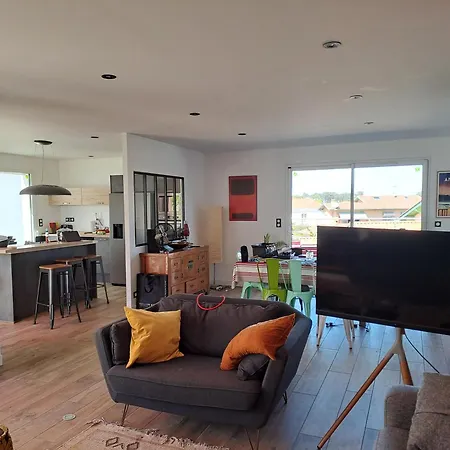 Ferienhaus Maison Moderne, Pres Des Plages Et De La Foret. *